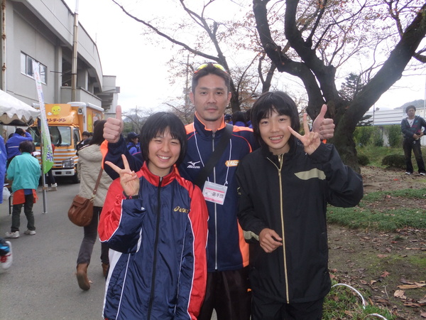 2011年東日本女子駅伝、姉の三女北海道代表なぎさとみなみコーチ<br />
大震災の年、多くの方に勇気を与える走りでした